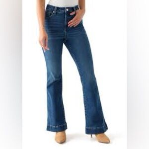 Crown & Ivy Women's High Rise Flare Jeans